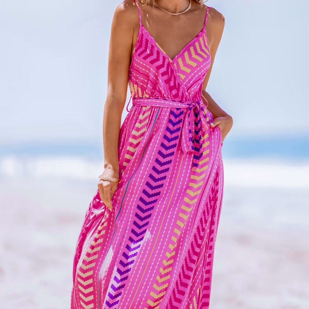 Cupshe Vibrant Pink Sleeveless Chevron Print Maxi Dress w/Pockets - Picture 5 of 14